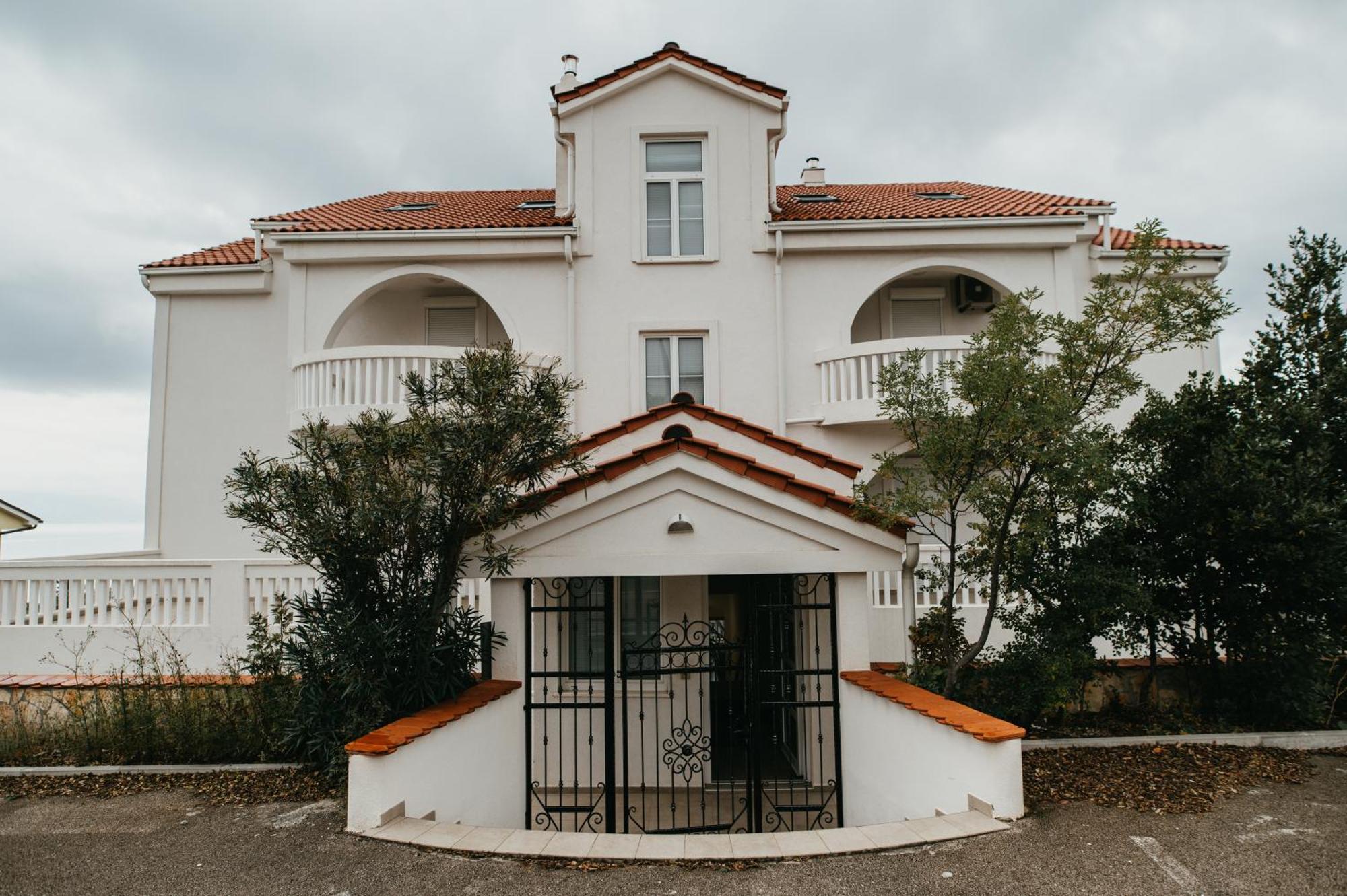 Villa Bellevue Novi Vinodolski Exteriör bild