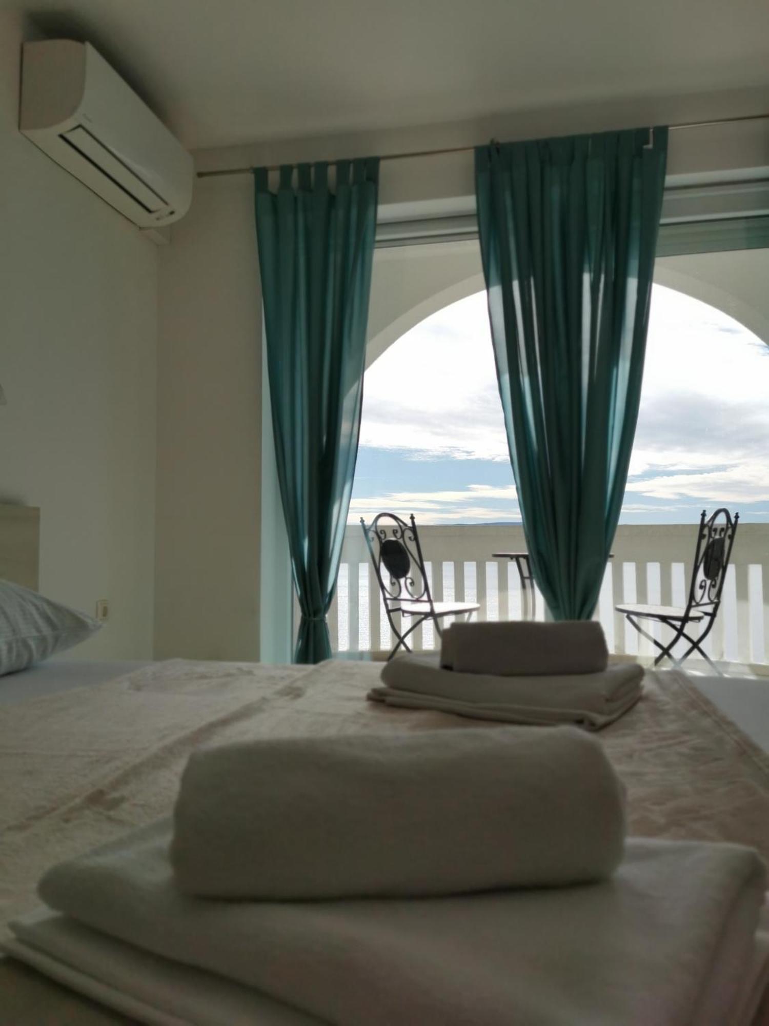Villa Bellevue Novi Vinodolski Exteriör bild