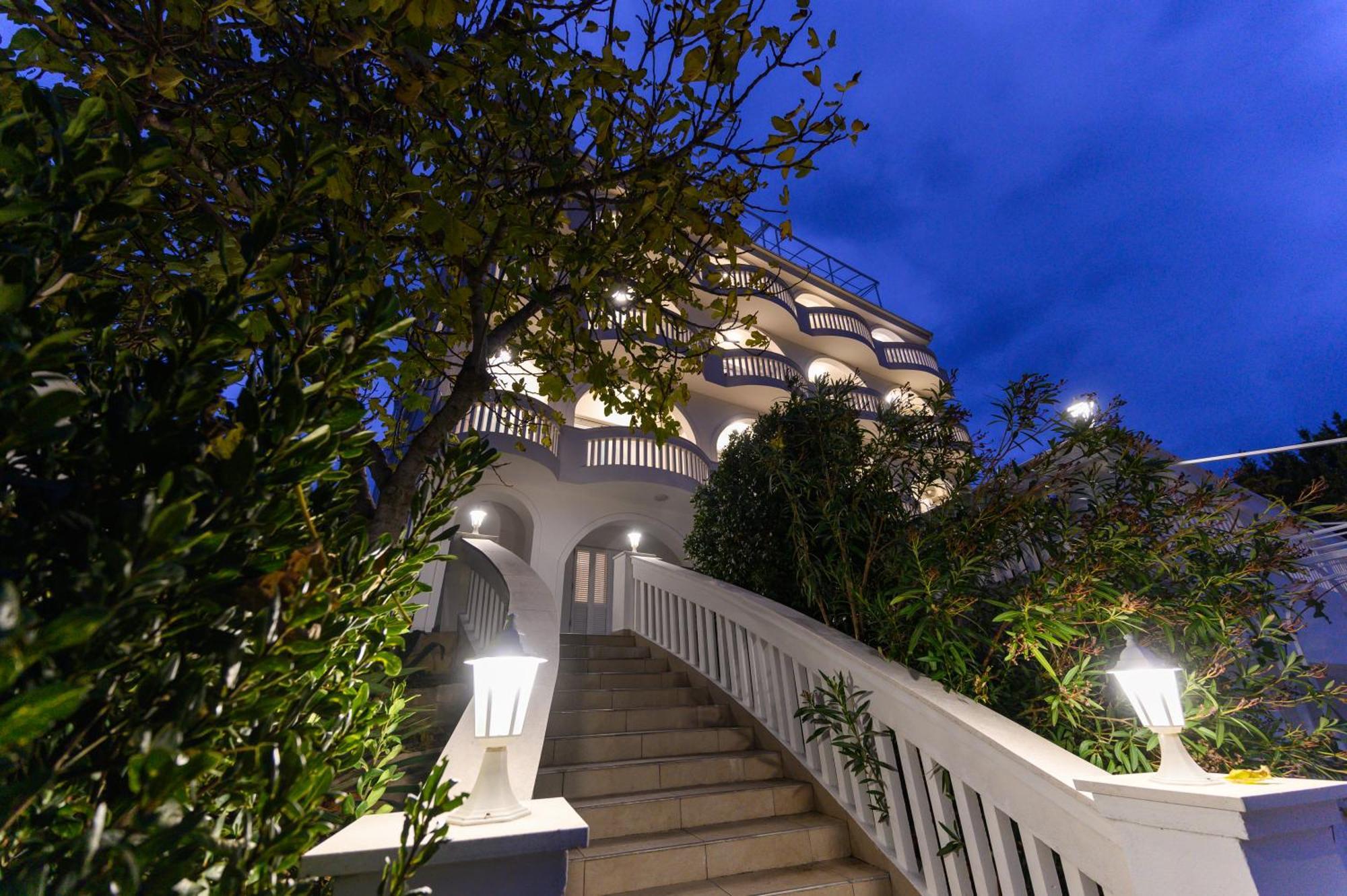 Villa Bellevue Novi Vinodolski Exteriör bild