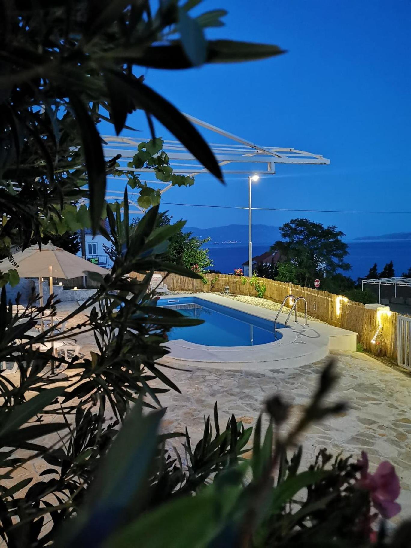 Villa Bellevue Novi Vinodolski Exteriör bild